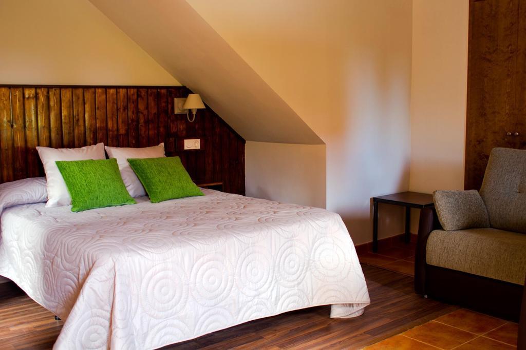 Hotel Y Apartamentos El Camin Poo De Llanes Cameră foto