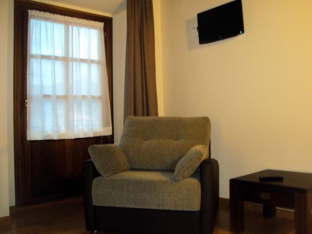 Hotel Y Apartamentos El Camin Poo De Llanes Cameră foto